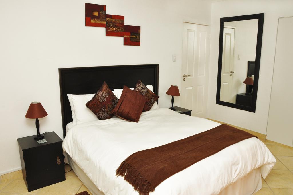 Me Casa Guest House Bluewater Bay Rum bild
