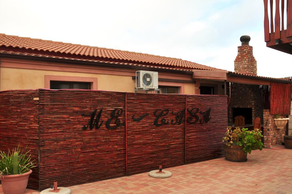 Me Casa Guest House Bluewater Bay Exteriör bild