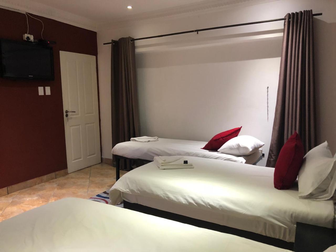 Me Casa Guest House Bluewater Bay Exteriör bild